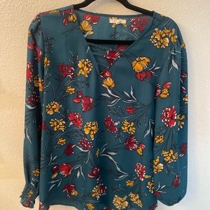 Maurices L blouse floral